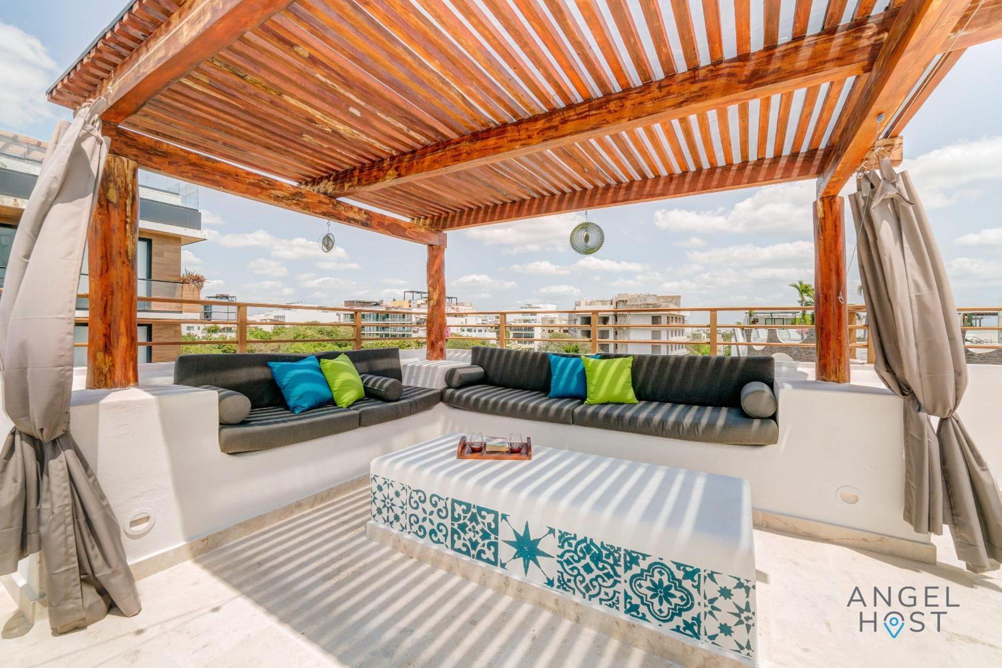 New Sunlit Private Roof Terrace Bbq Spatub * Playa del Carmen